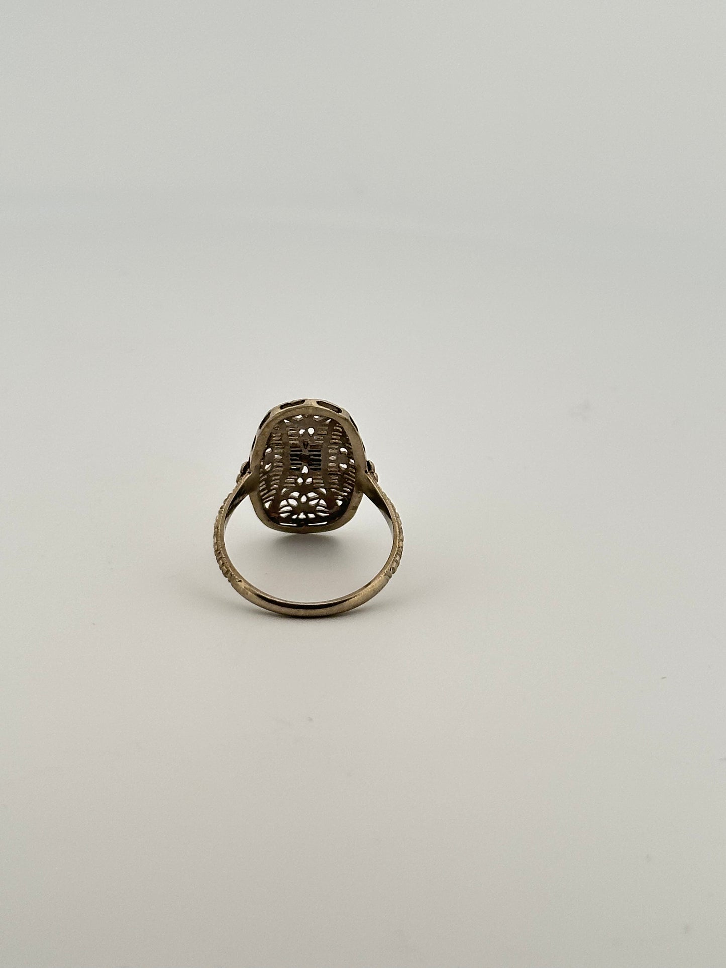 Antique art deco 18k white gold shield ring with natural diamonds