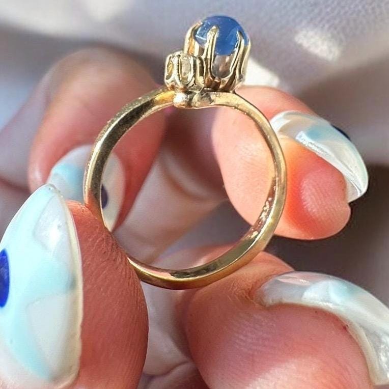 Antique Victorian sapphire cabochon ring with old mind cut diamonds - 14k yellow gold
