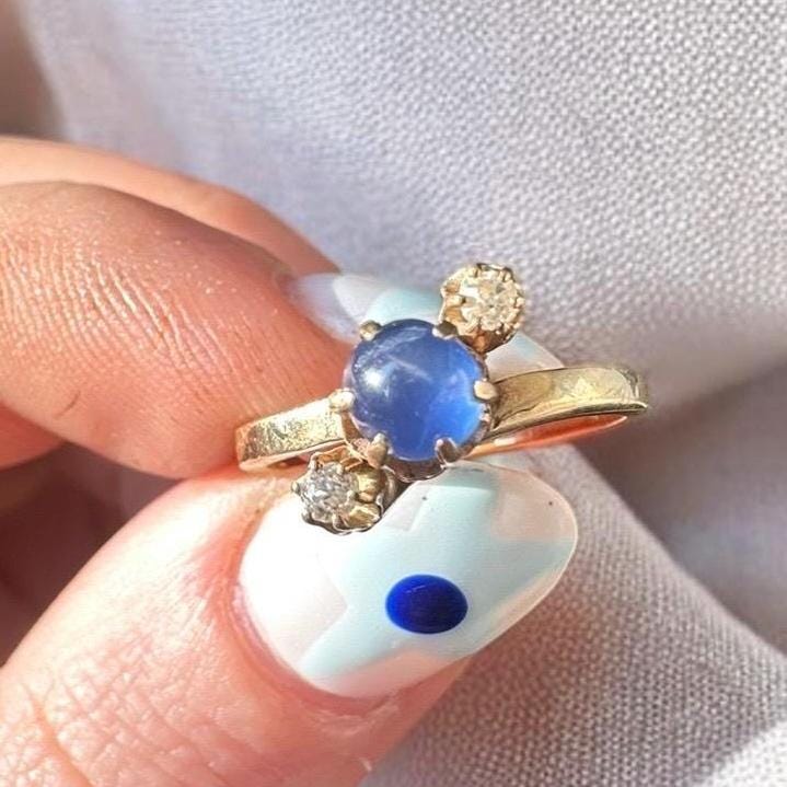 Antique Victorian sapphire cabochon ring with old mind cut diamonds - 14k yellow gold