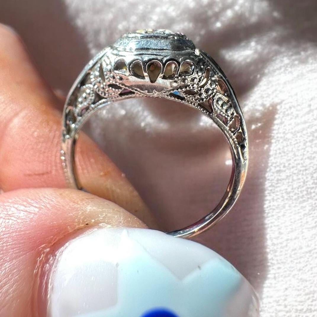 Antique art deco natural diamond engagement ring - 14k white gold