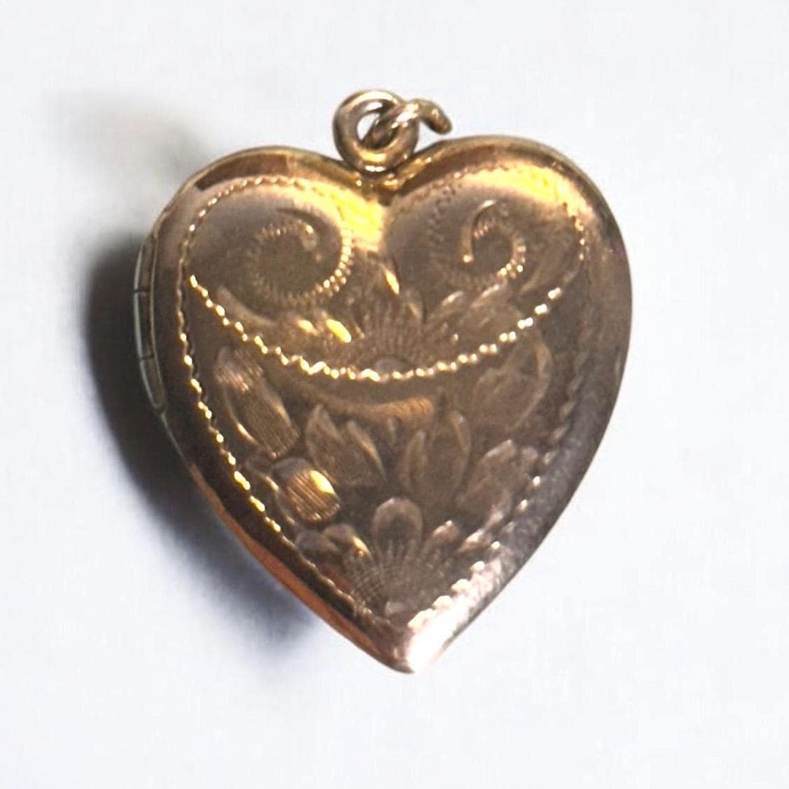 vintage solid gold heart locket - 14k yellow gold