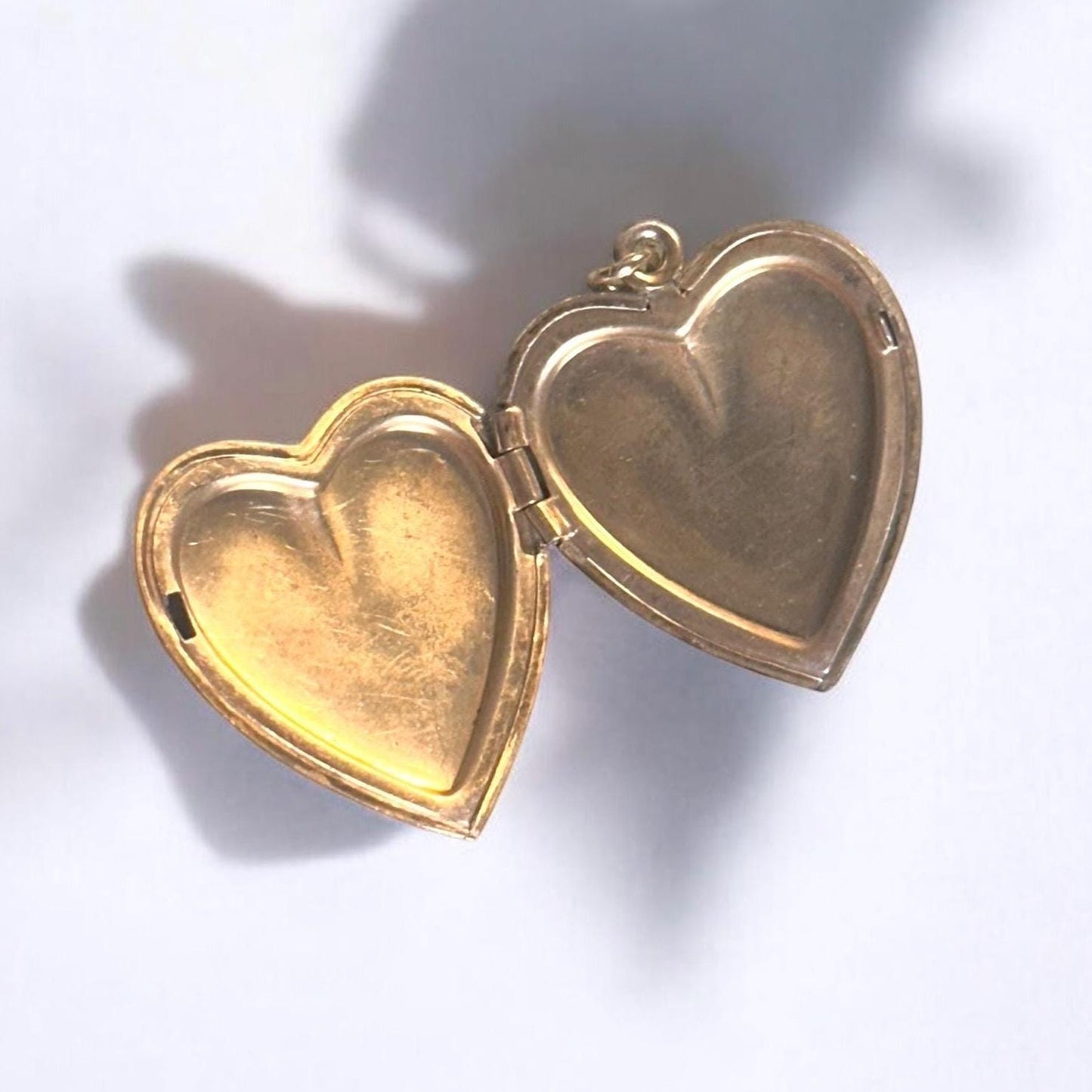 vintage solid gold heart locket - 14k yellow gold
