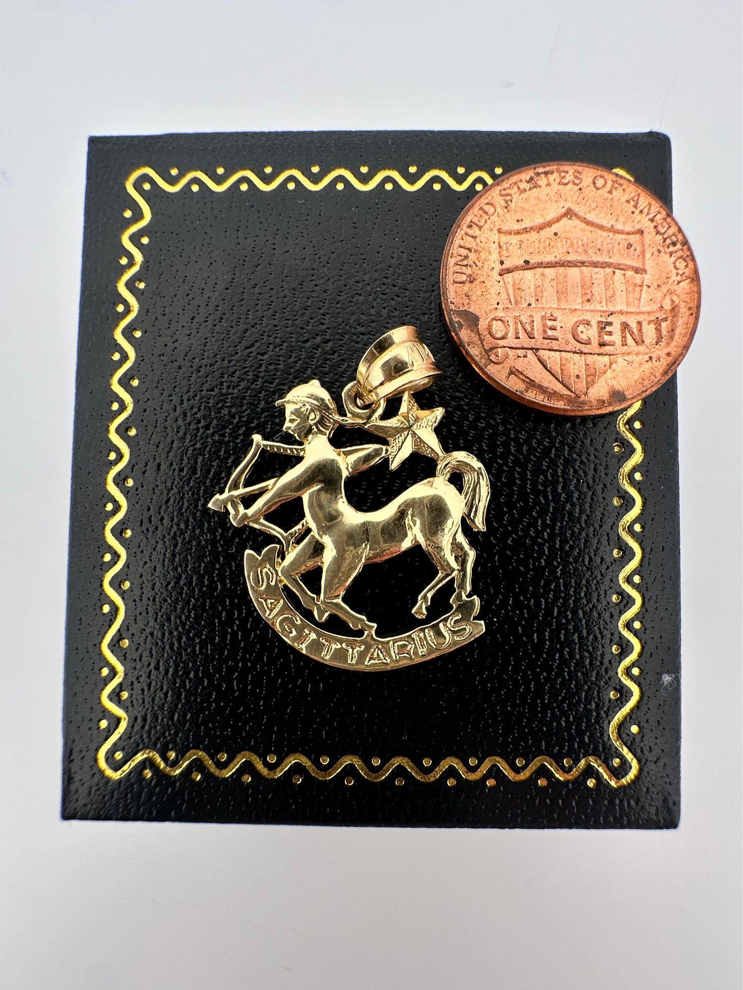 Vintage Sagittarius zodiac pendant in 14k yellow gold