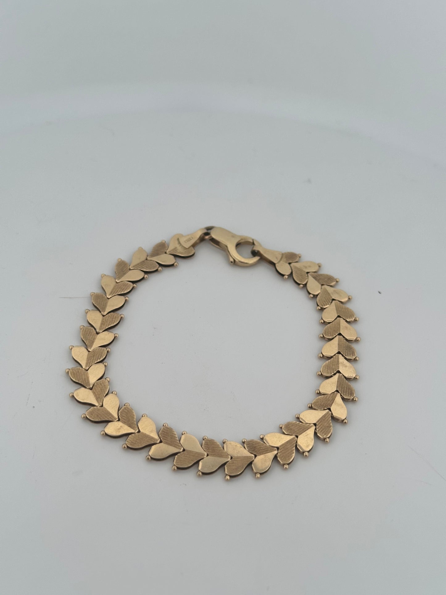 Vintage 14k yellow gold heart link bracelet