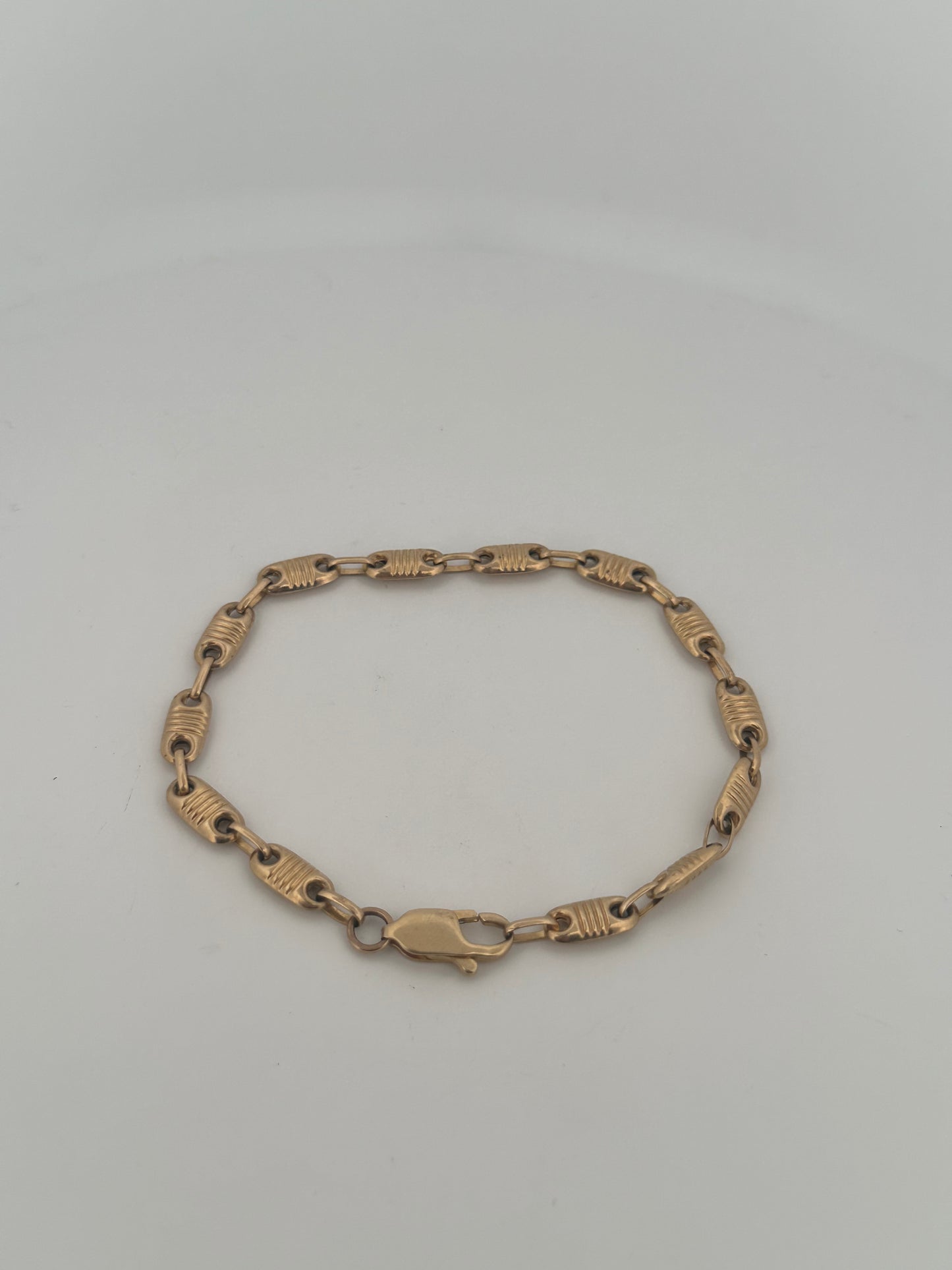 Vintage fancy mariner link bracelet in 14k yellow gold