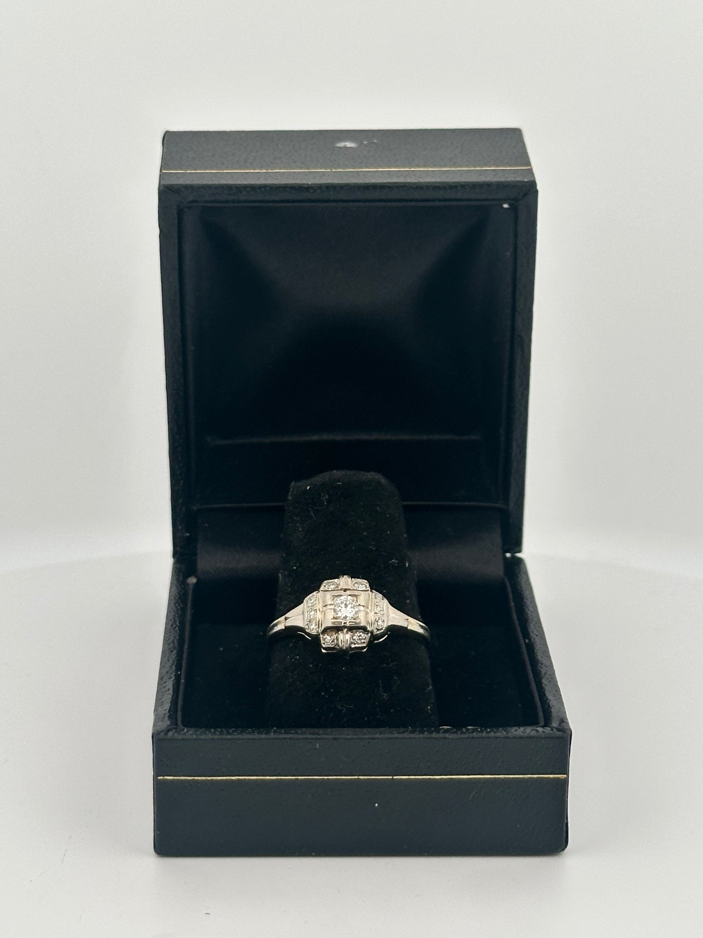 Antique art deco antique single cut diamond ring in 14k white gold