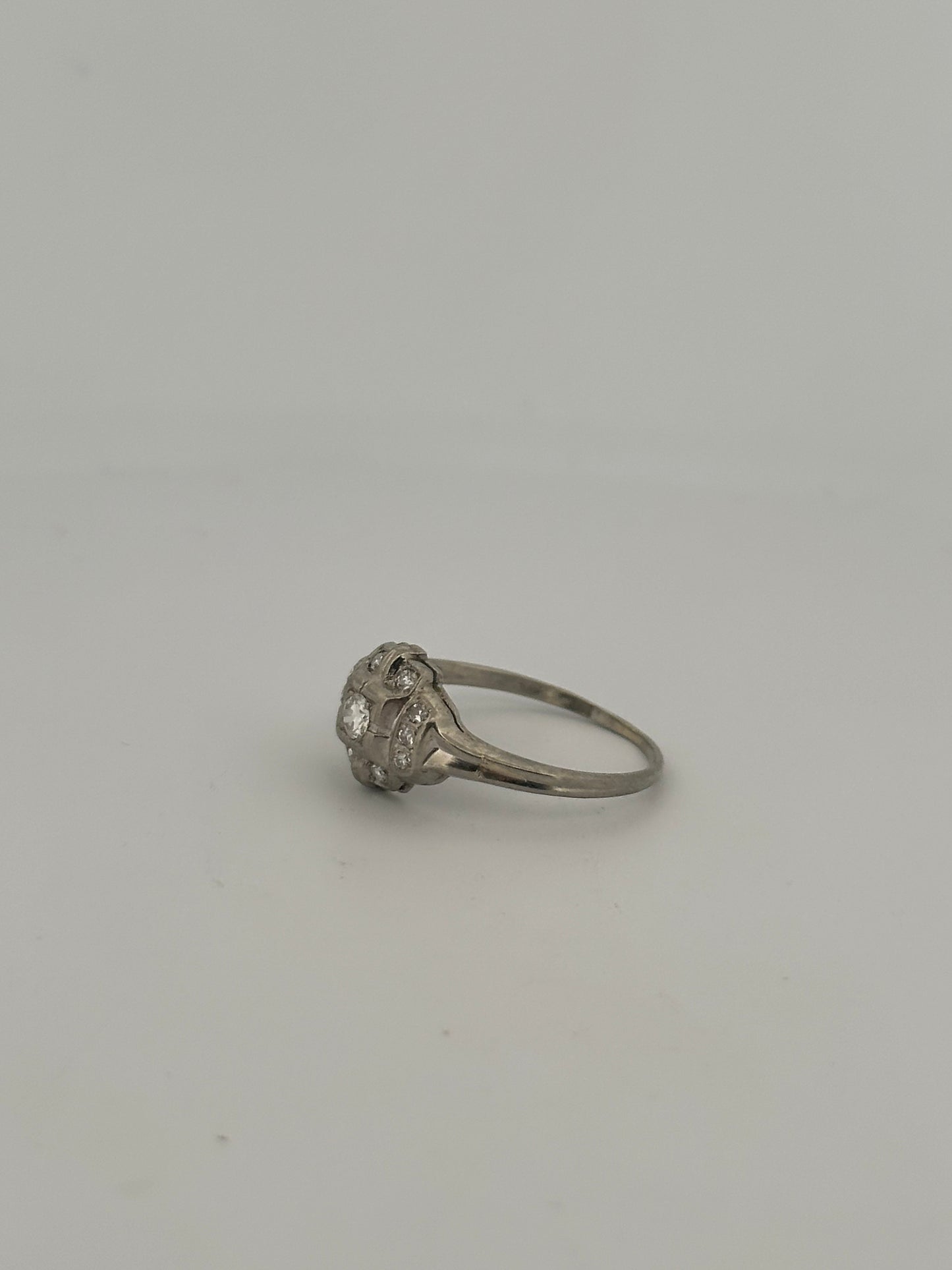 Antique art deco antique single cut diamond ring in 14k white gold