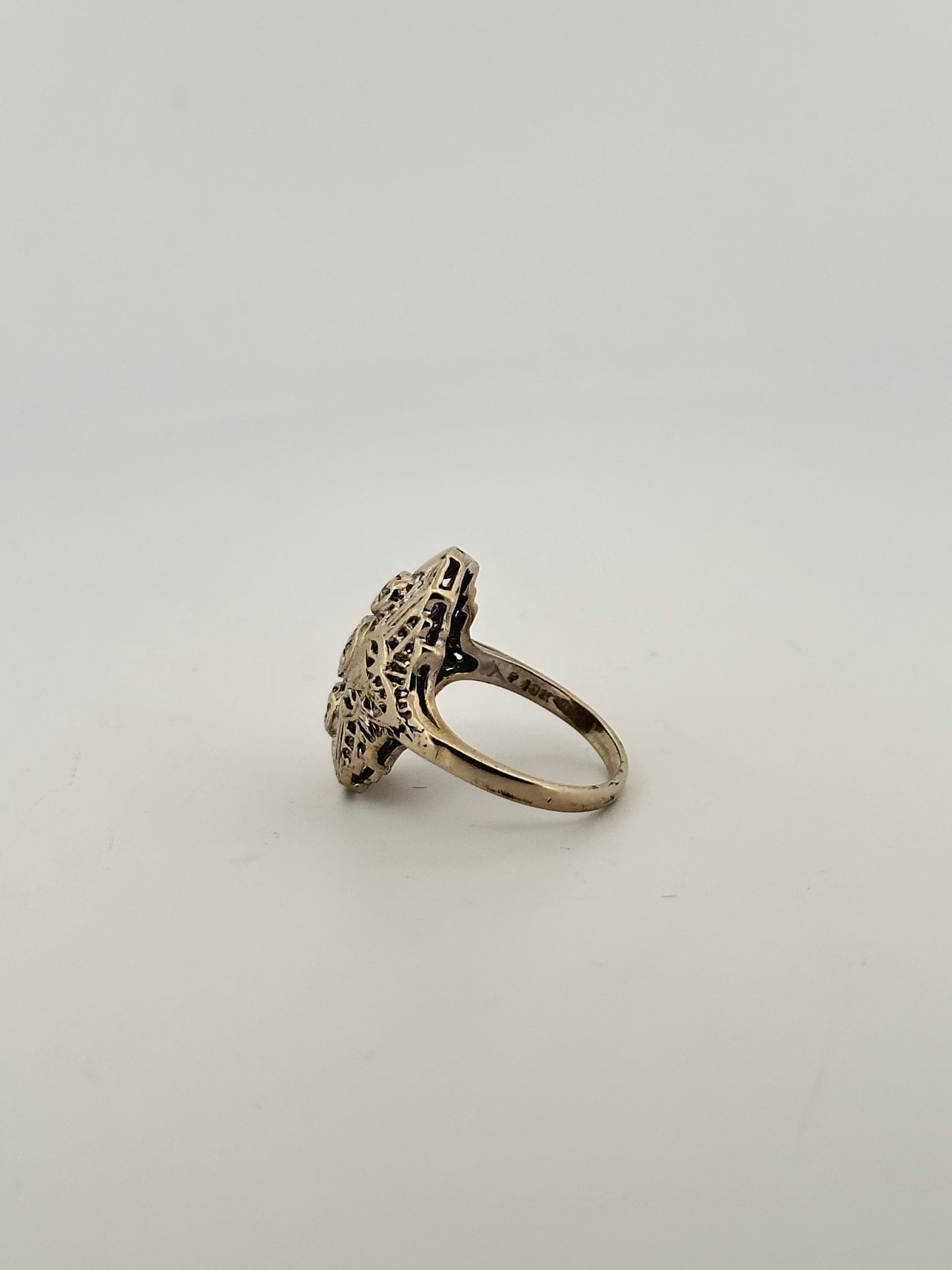 Vintage art deco shield ring in 10k white gold