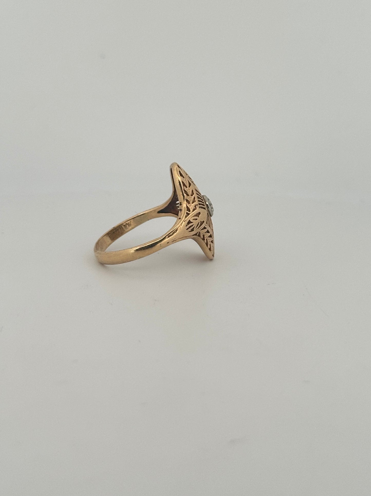 Vintage art deco shield ring in 10k yellow gold