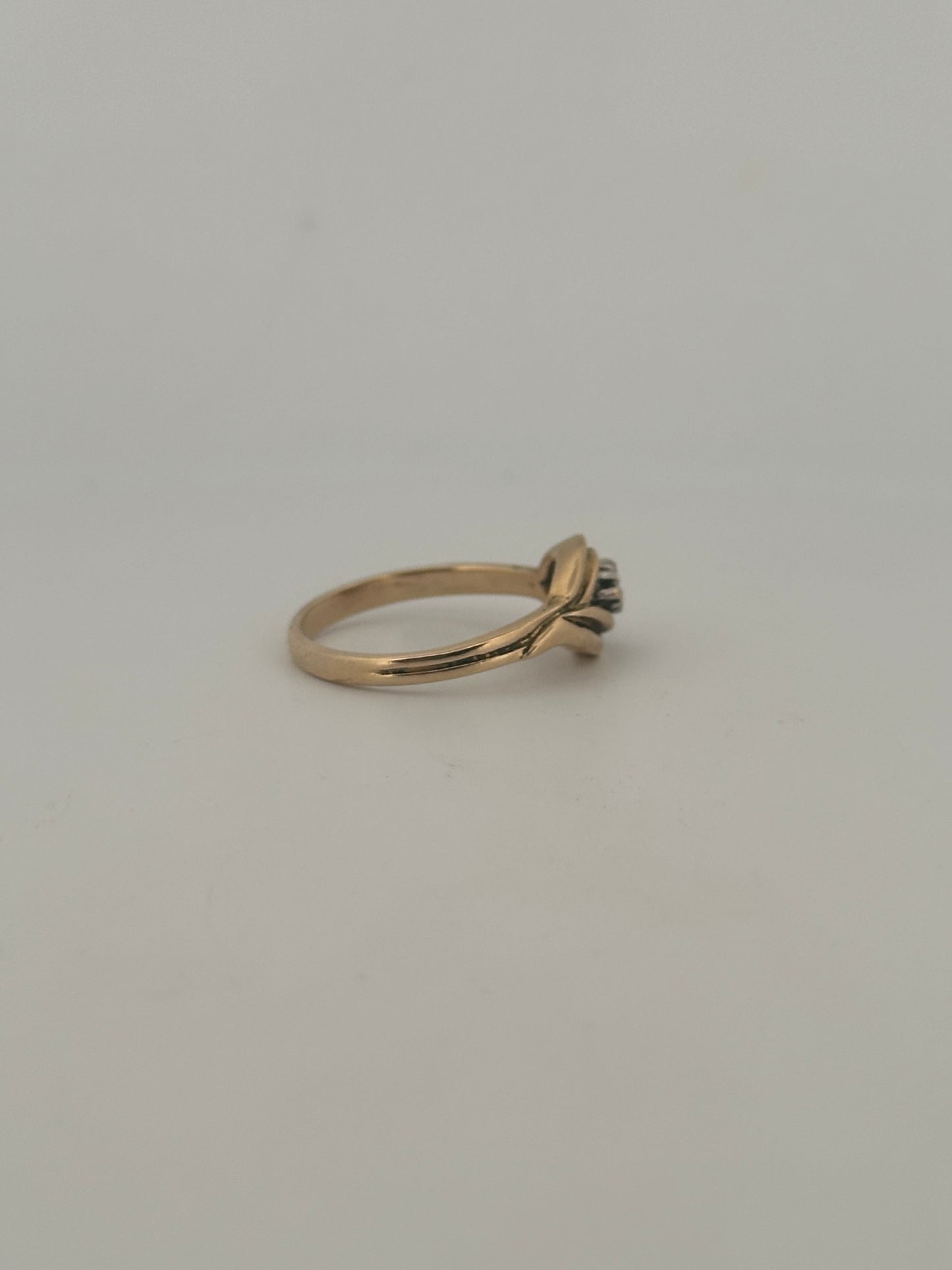 Vintage diamond tear drop cluster ring in 14k yellow gold