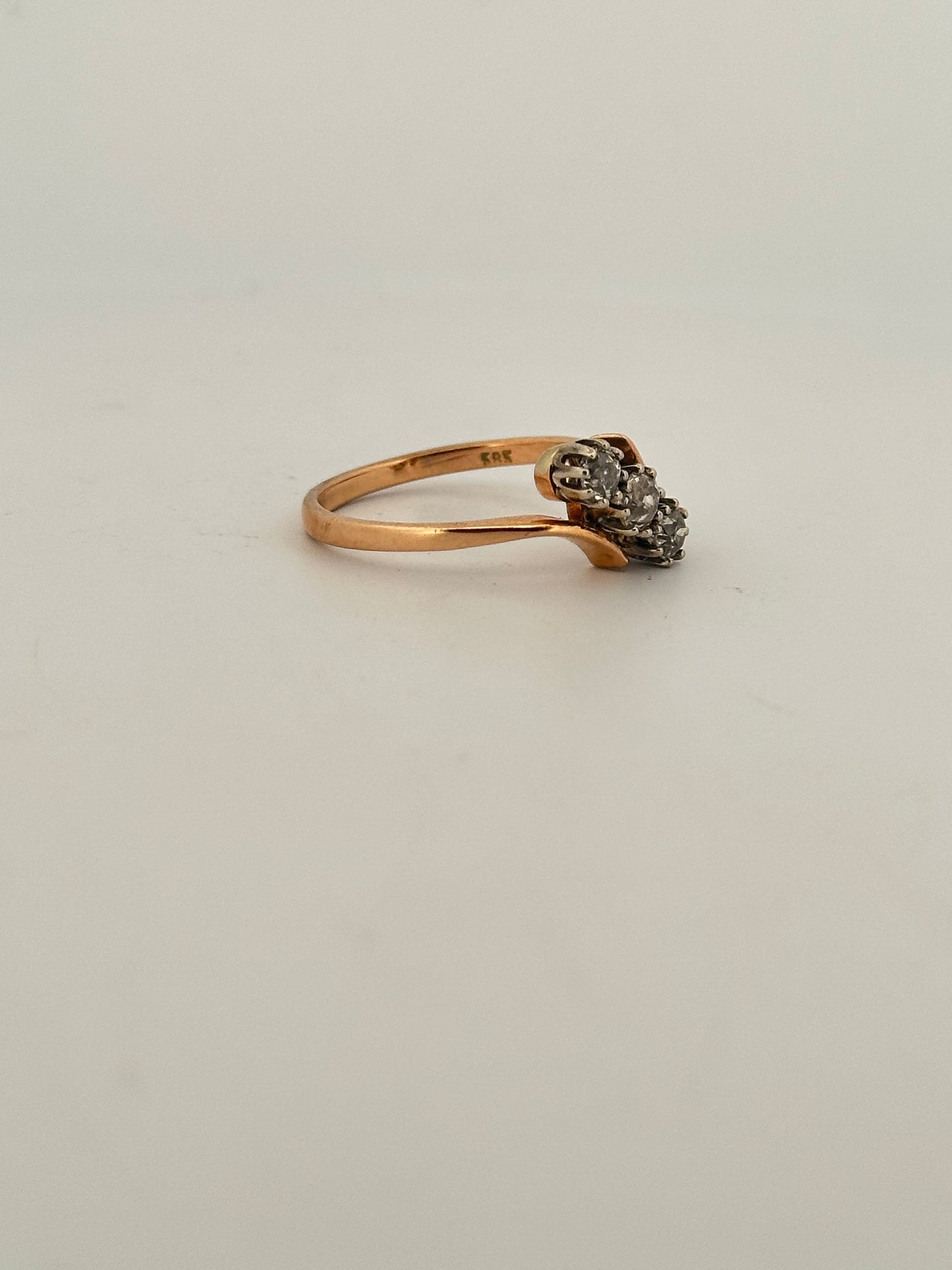 Antique Victorian old mine cut trilogy ring in 14k yellow gold