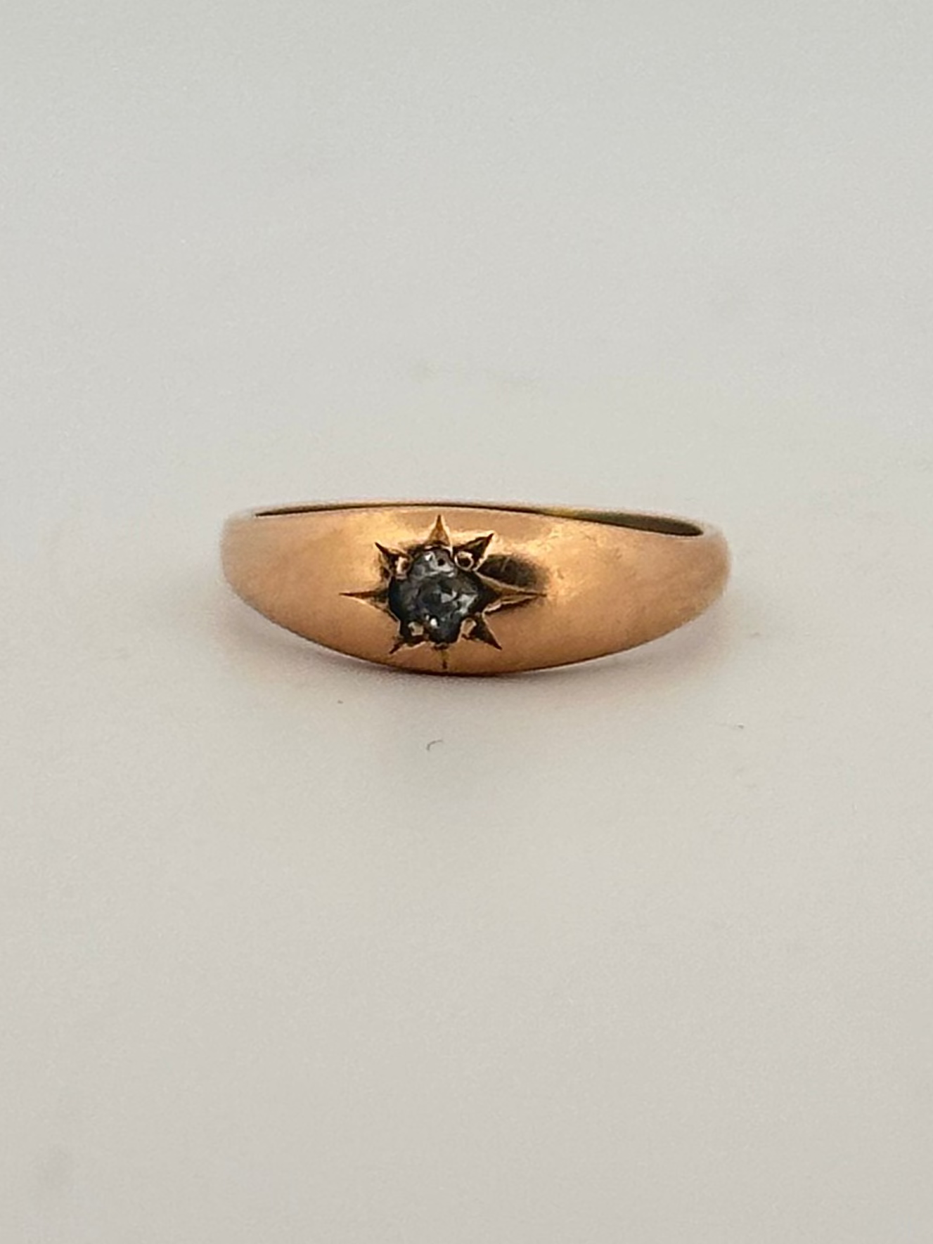 Antique Victorian baby ring in 14k yellow gold with natural diamond