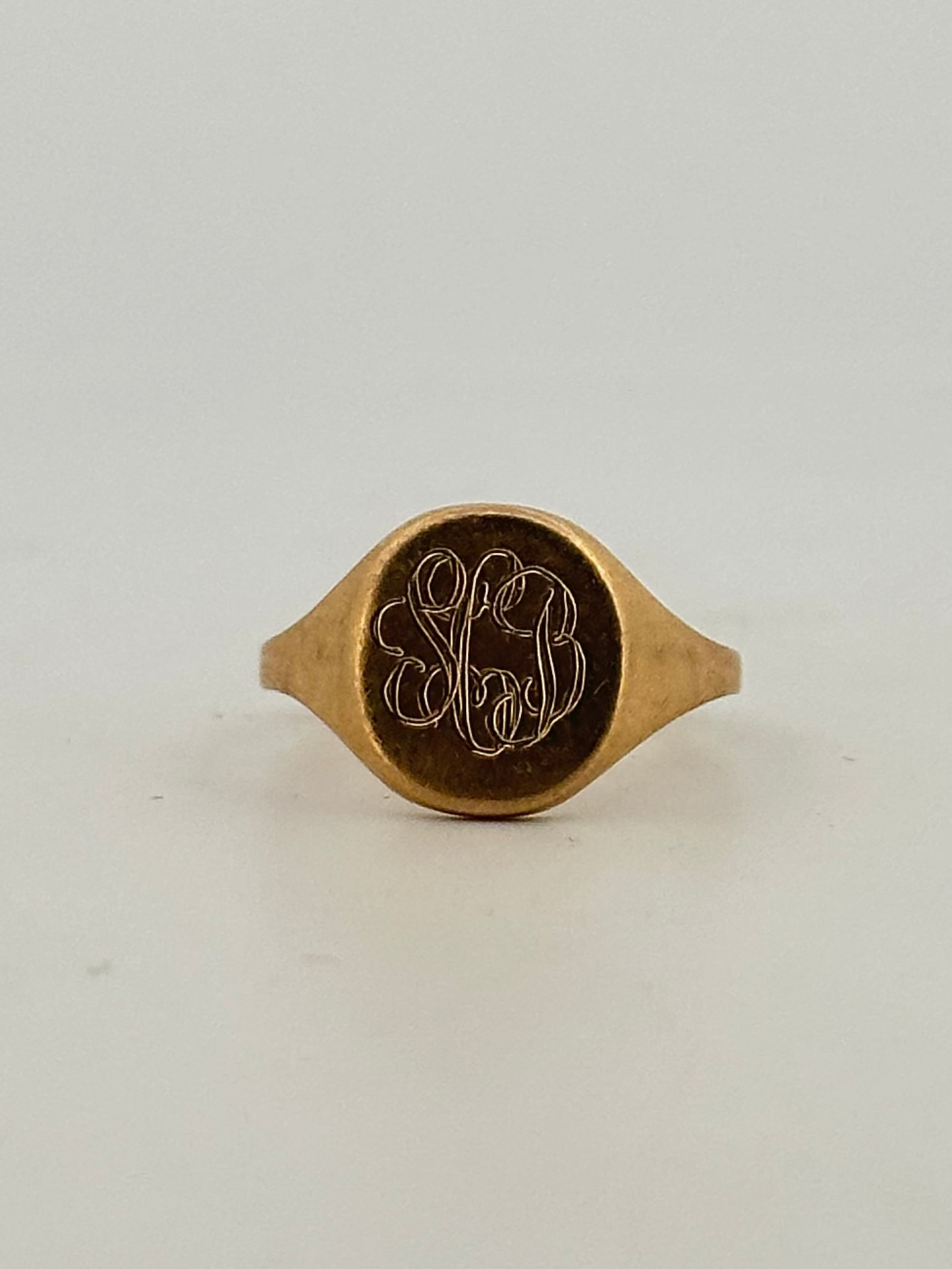 Vintage Victorian revival signet ring in 10k yellow gold