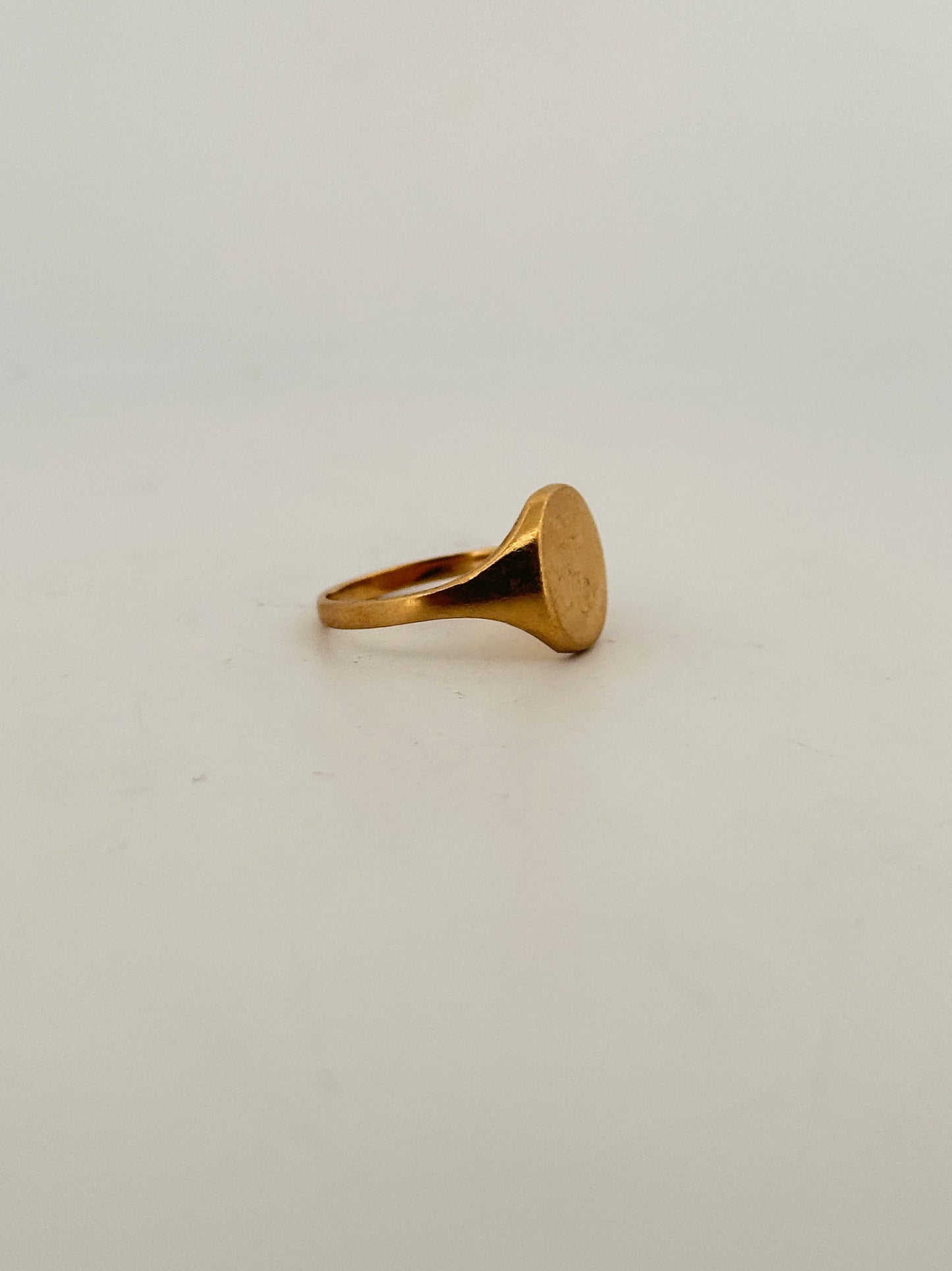 Vintage Victorian revival signet ring in 10k yellow gold