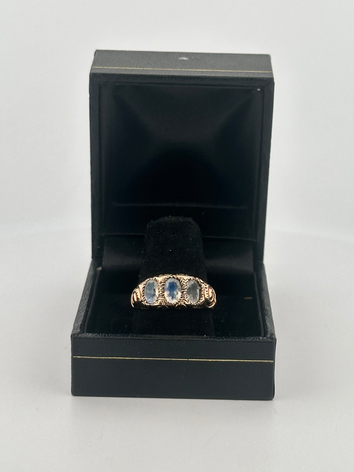 Antique Victorian faceted moonstone ring in 10k yellow gold