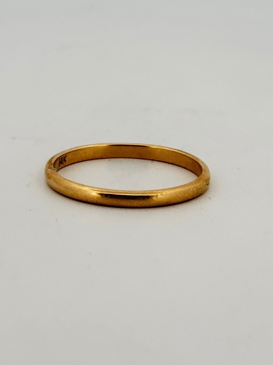Vintage plain stacker band in 14k yellow gold