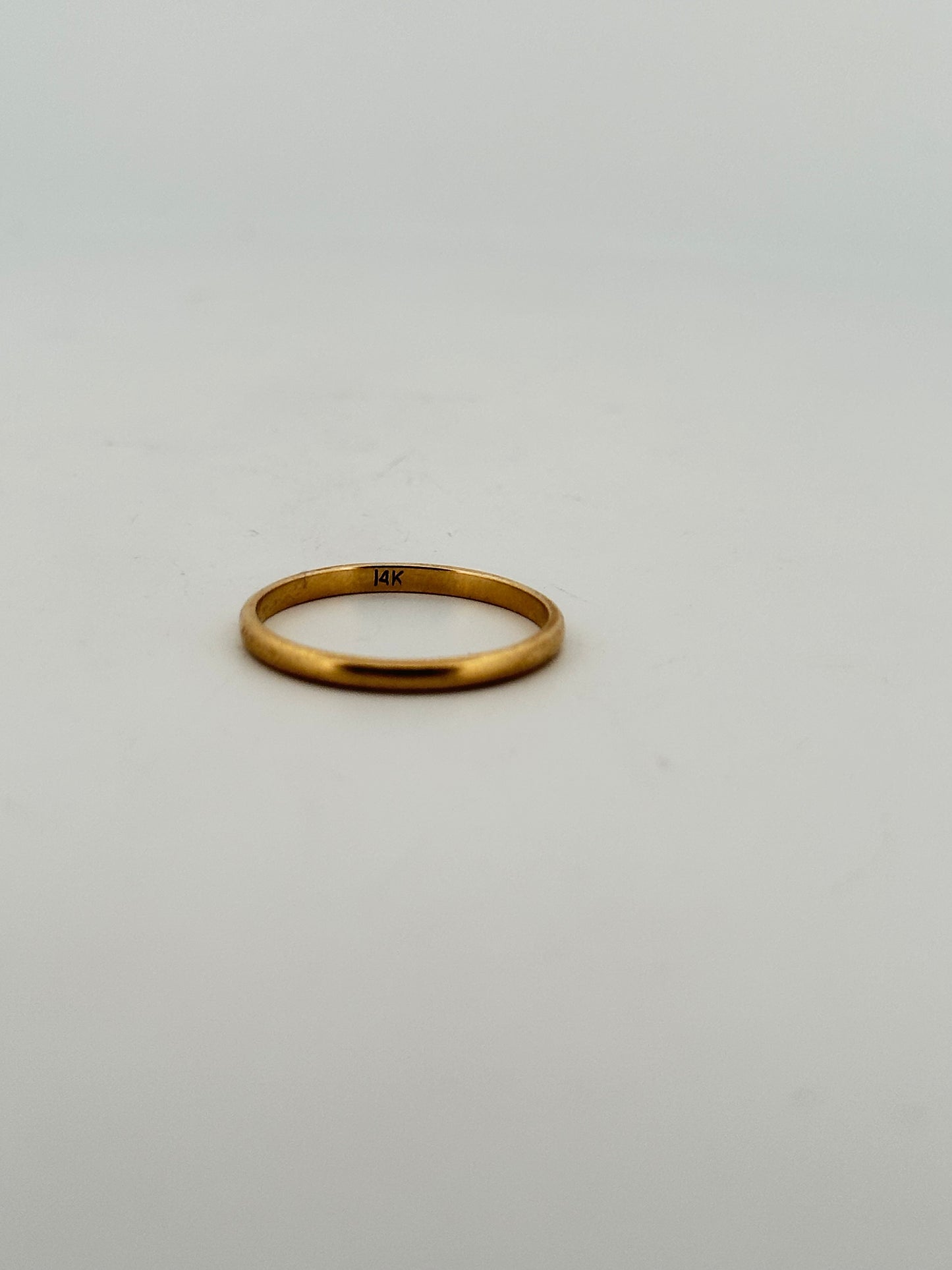 Vintage plain stacker band in 14k yellow gold