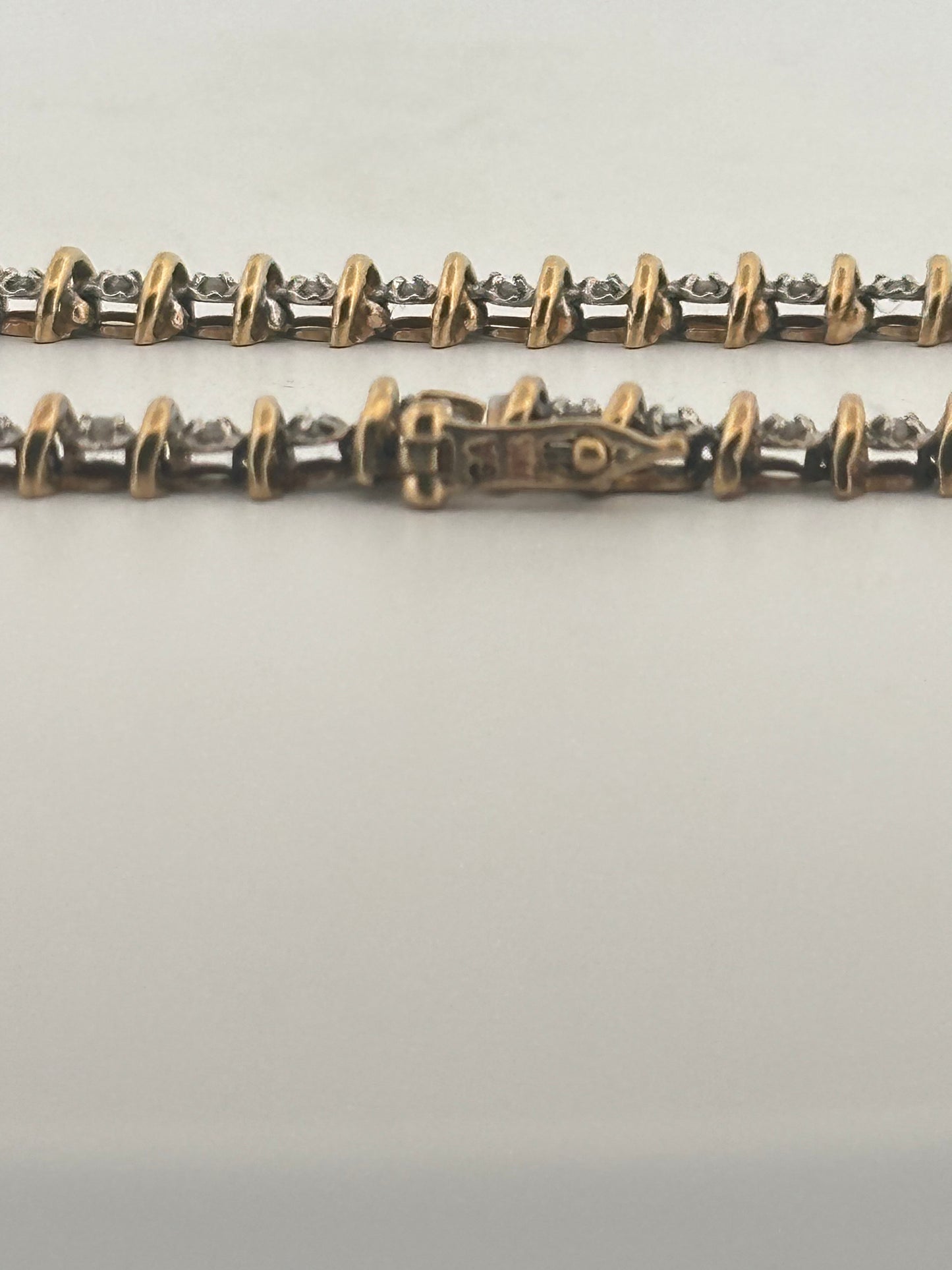 Vintage natural 1ct diamond tennis bracelet in 10k gold