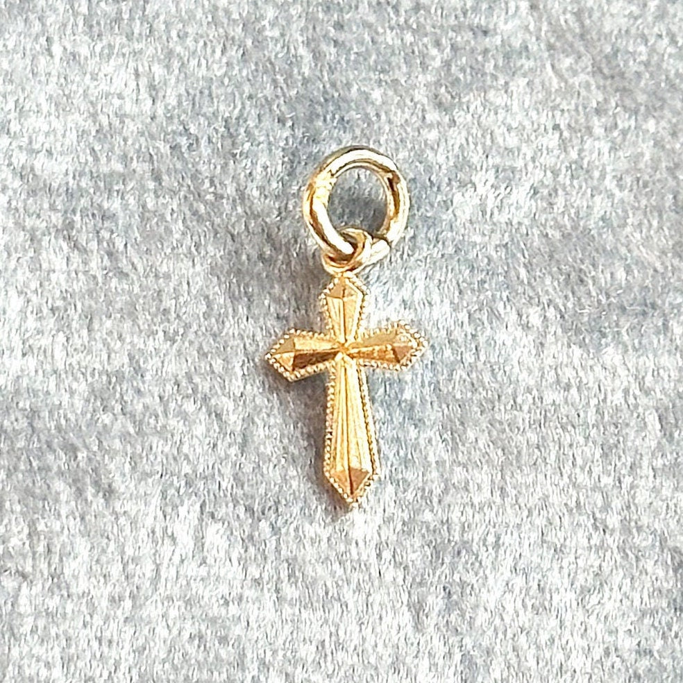 vintage 10k solid yellow gold cross charm