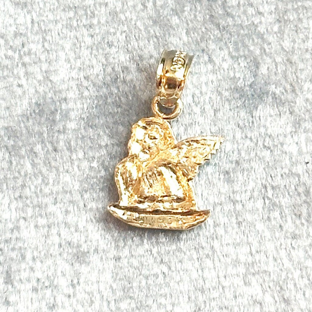 vintage 10k solid yellow gold cherub angel charm