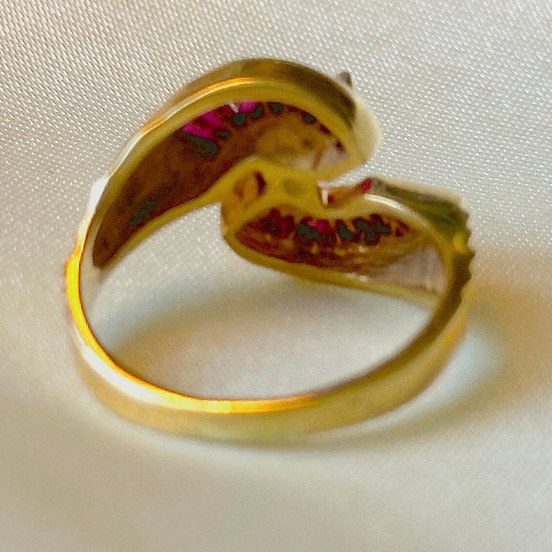 vintage 14k solid yellow gold ruby cocktail statement ring