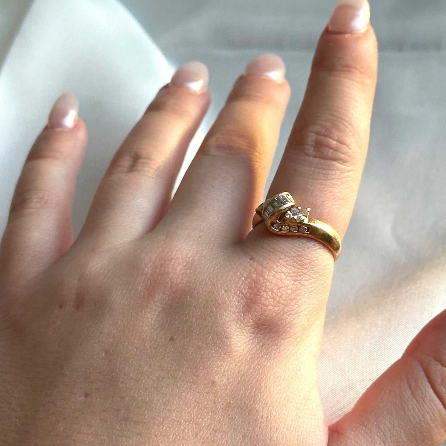 vintage diamond ribbon statement ring - 14k solid yellow gold natural diamond ring circa 1970s