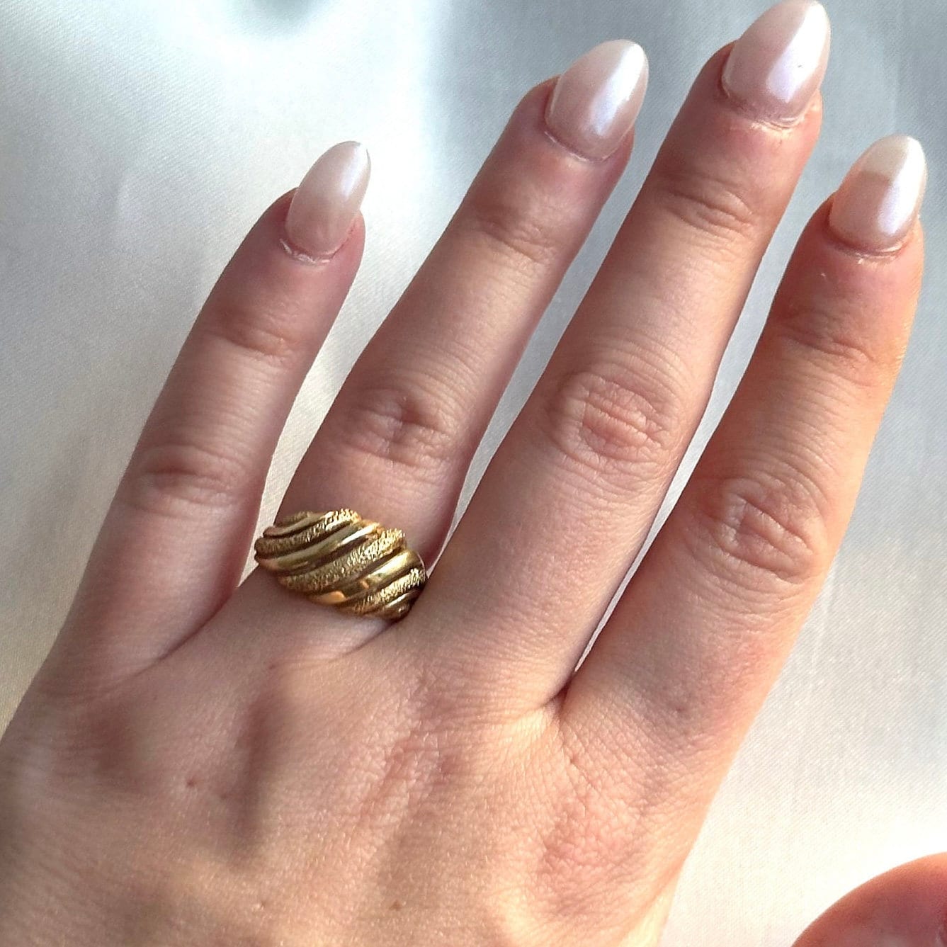 vintage 14k solid yellow gold cocktail wave ring - circa 1980s