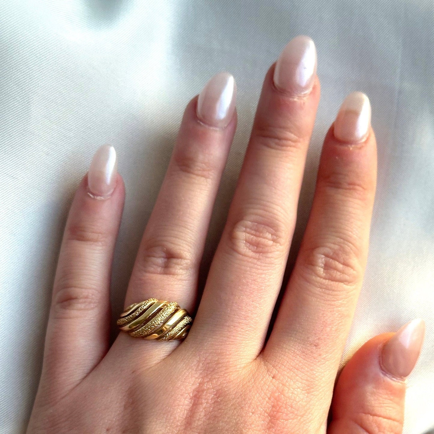 vintage 14k solid yellow gold cocktail wave ring - circa 1980s