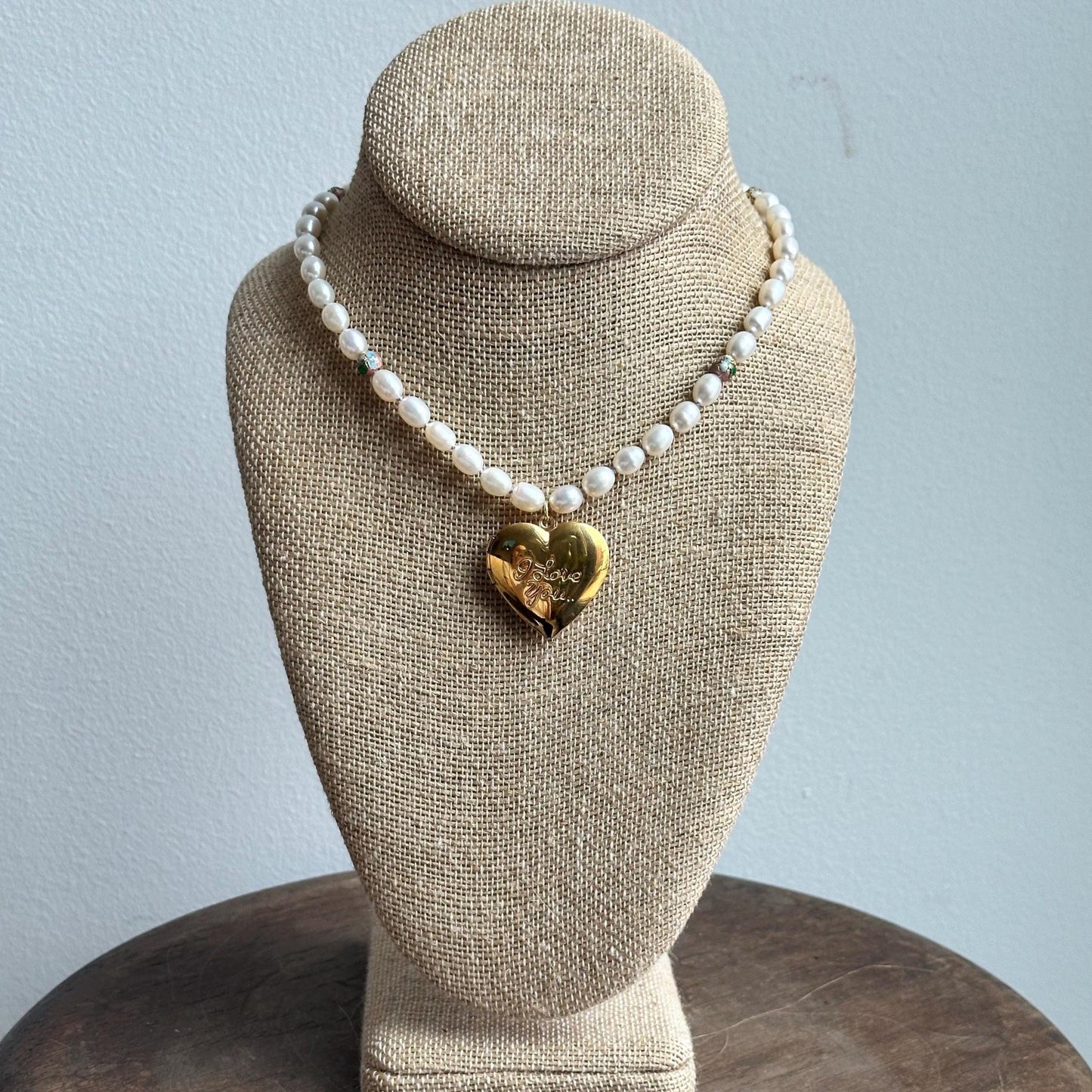 Pearl locket necklace