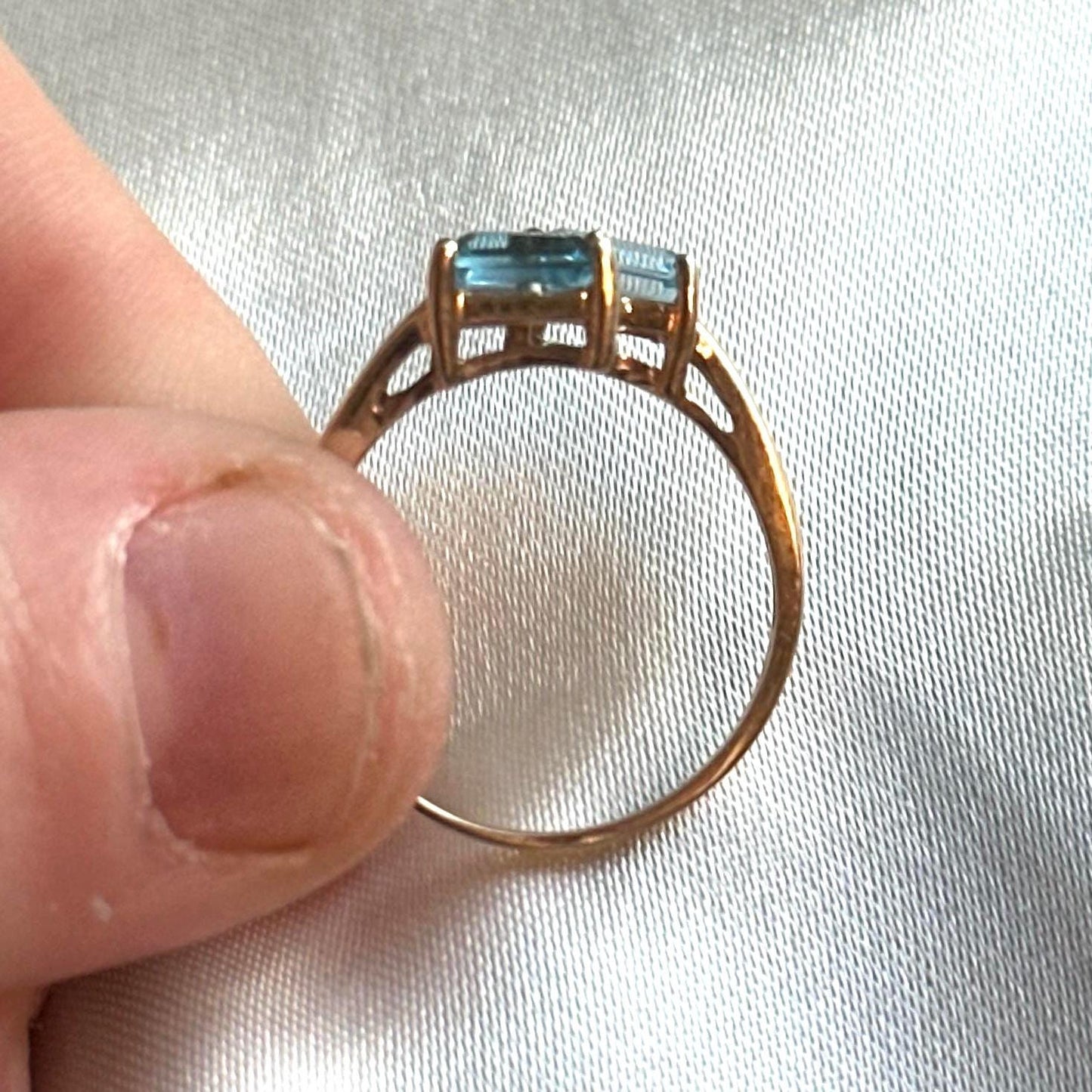 Vintage 10k Swiss blue topaz wrap band ring - 1970s yellow gold statement ring