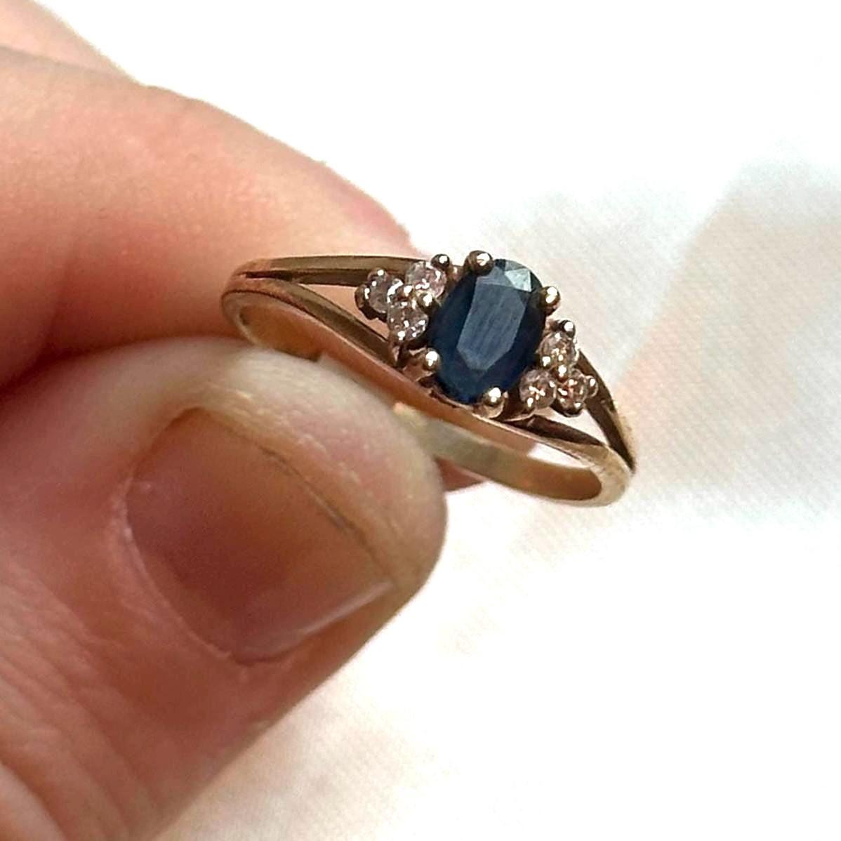 Vintage 14k sapphire and diamond ring - oval cut sapphire brilliant cut diamond band